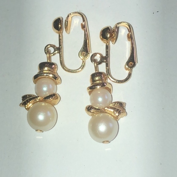Gold Tone & Faux Pearl Vintage Snowman Holiday Clip On Earrings - Picture 1 of 7
